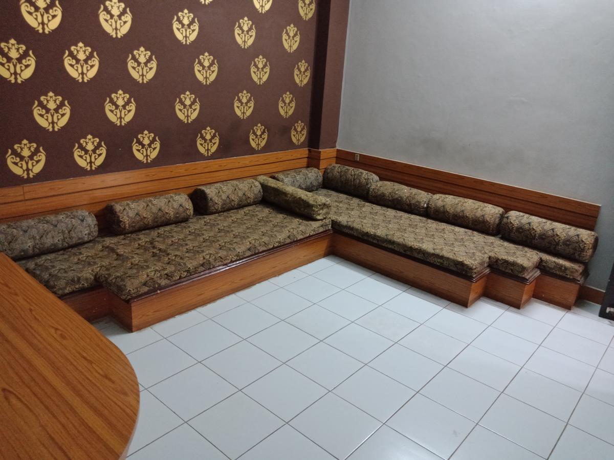 Hotel Sahara Palace Будж Екстериор снимка